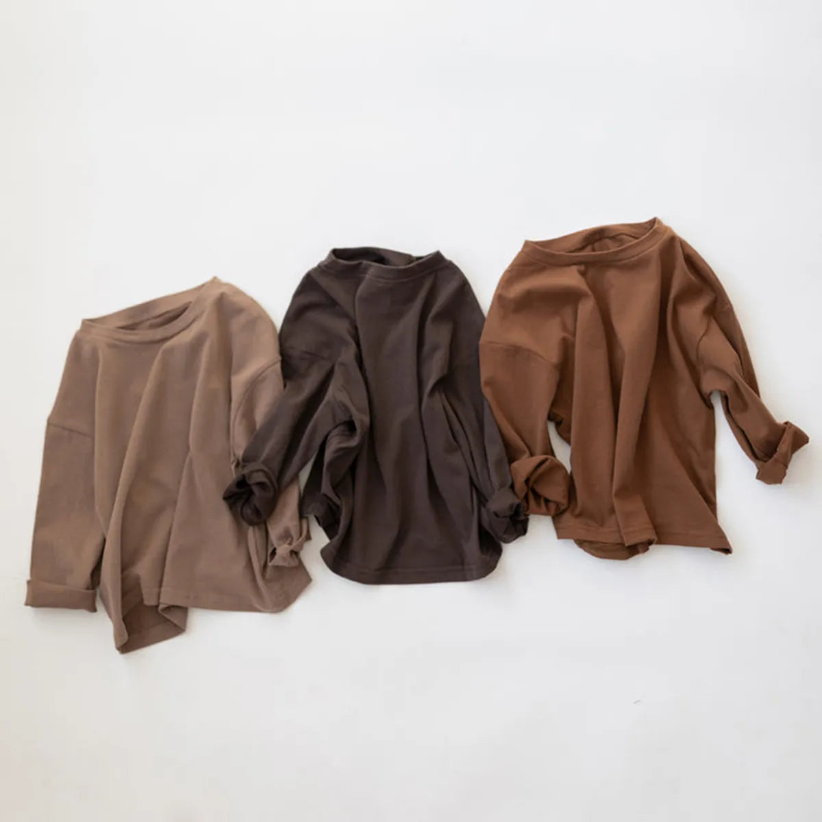 Minimalistische oversized sweatshirts voor babies en peuters | Casual lange mouwen trui van katoenmix | Trendy neutrale streetwear mode