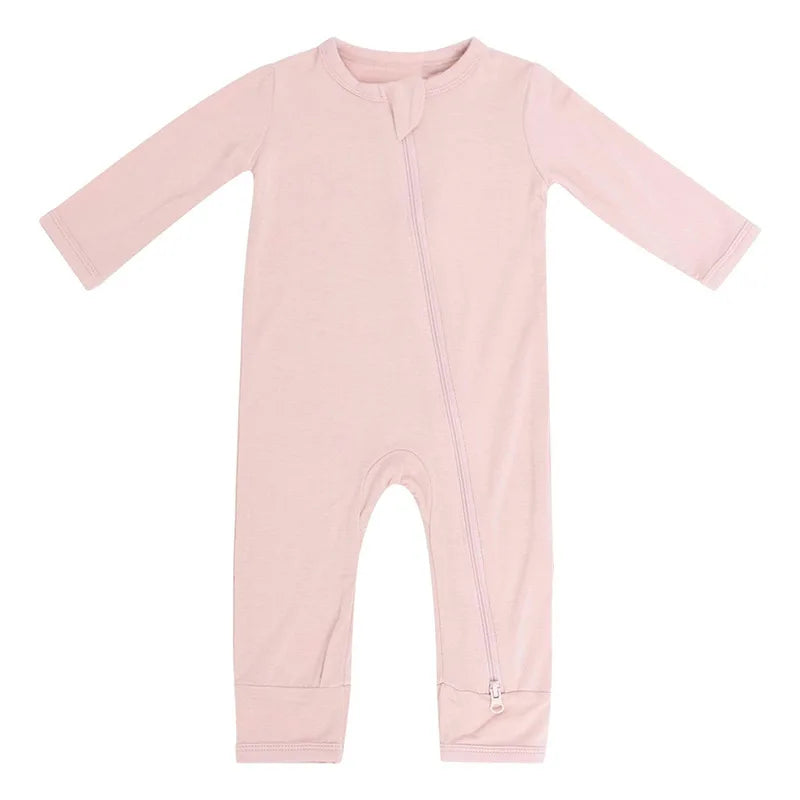 Ademende Bamboe Baby Jumpsuit met Footies en Lange Mouwen